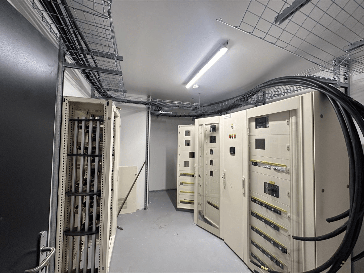 Refurbishment equipment